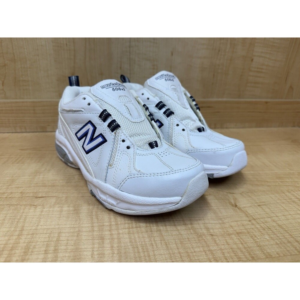 New Balance Women's 608 V3 Walking/Cross-Training Shoes Size 7 D (WX608V3W)